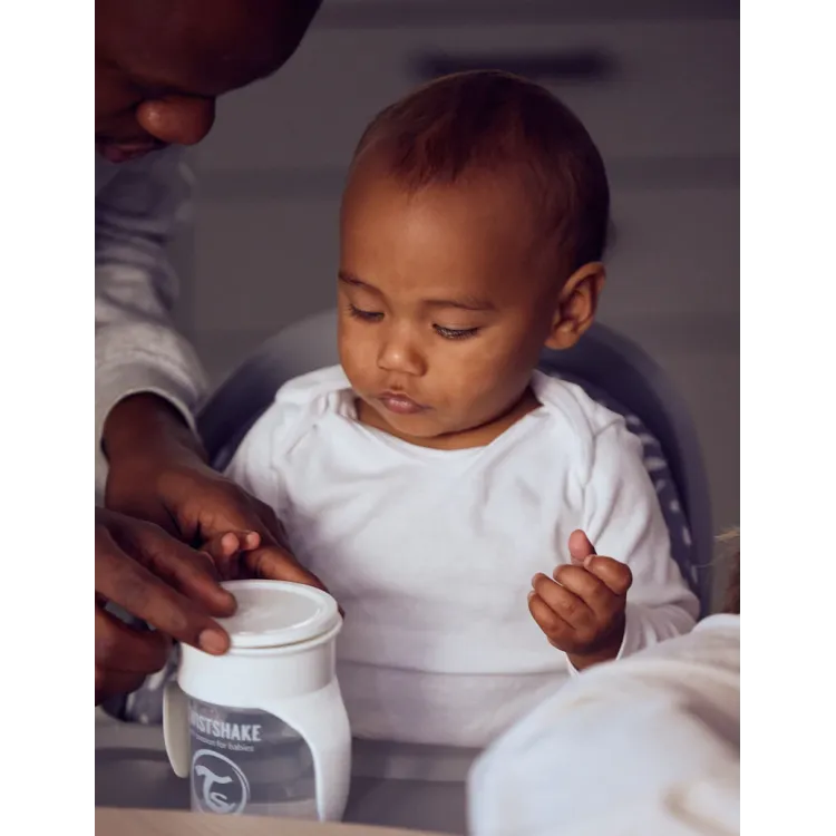 Twistshake Εκπαιδευτικό Κύπελλο Spill-Free 360° 230ml 6+Μηνών Twistshake Εκπαιδευτικό Κύπελλο Spill-Free 360° 230ml 6+Μηνών