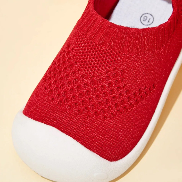 Κόκκινα αντιολισθητικά Παπουτσάκια