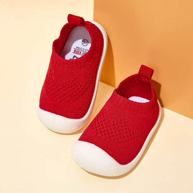 Κόκκινα αντιολισθητικά Παπουτσάκια