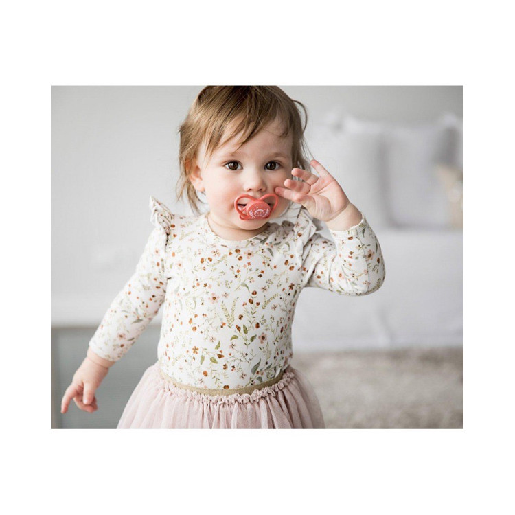 Nip πιπίλες με κουτάκι first moments Butterfly Ροζ  2τμχ