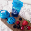 Twistshake Κύπελλο Mini Cup 230ml 4+ Μηνών Μπλε Με Μίξερ Φρούτων